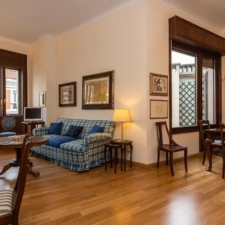 Apartamento Hemeras Boutique Homes - Design Near Duomo Cathedral