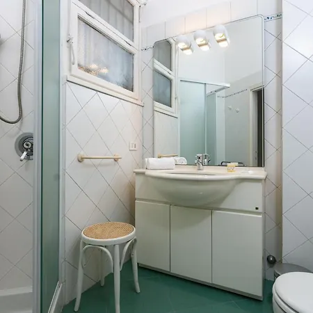 Hemeras Boutique Homes - Design Near Duomo Cathedral Apartamento *