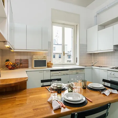Hemeras Boutique Homes - Design Near Duomo Cathedral Milán